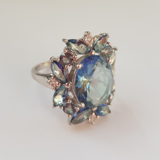 Серебряное кольцо с мистик топазом 5.35ct