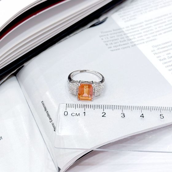 Sterling silver ring with gold quartz 3.657ct, phyanites