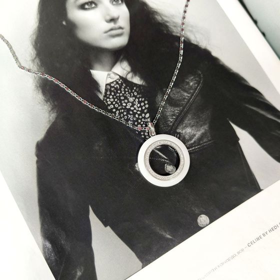 Silver pendant with ceramics