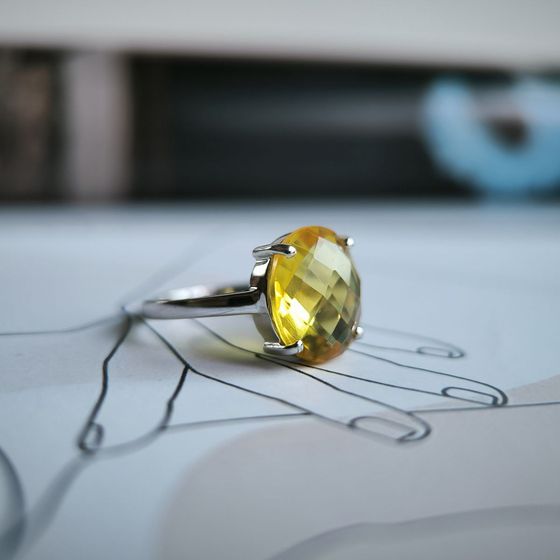 Silver ring with a 4.178 ct nano citrine