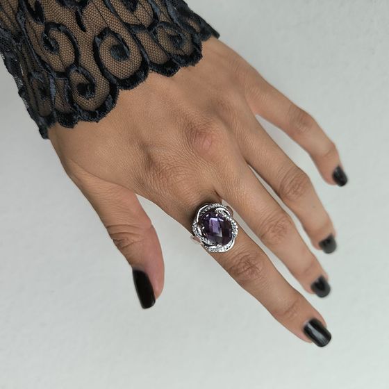Серебряное кольцо с александритом 8.513ct