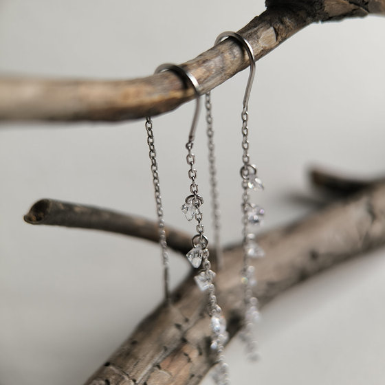 Silver earrings with cubic zirconia
