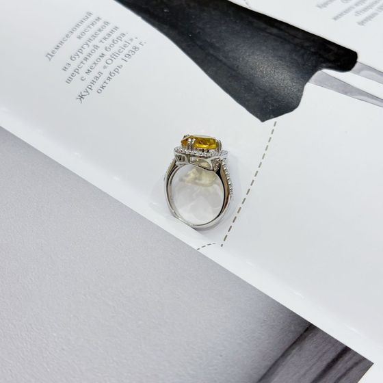 Silver ring with citrine nano