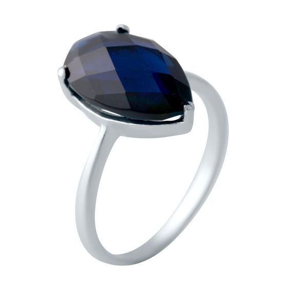 Silver ring with sapphire nano