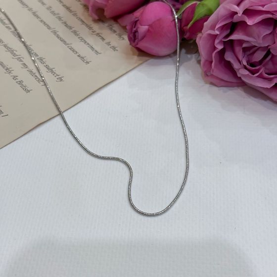 Silver chain without stones