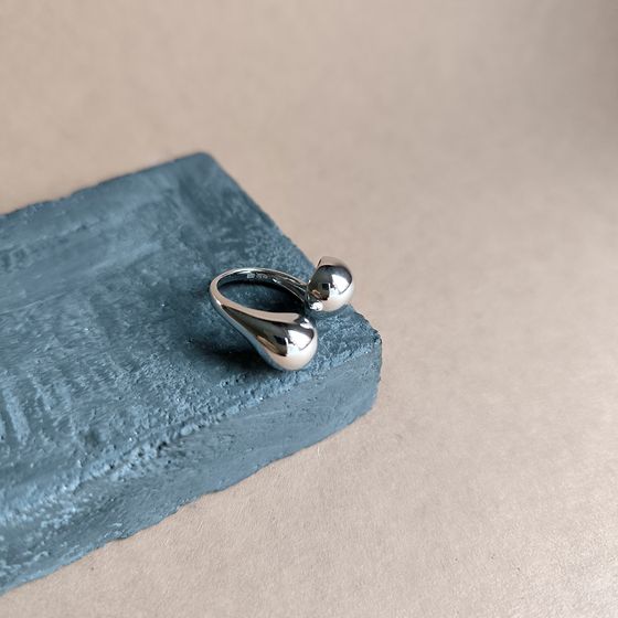 Silver ring without stones