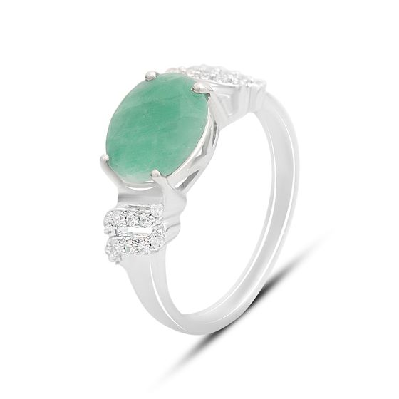 Sterling silver ring with 2.62ct emerald, phianites