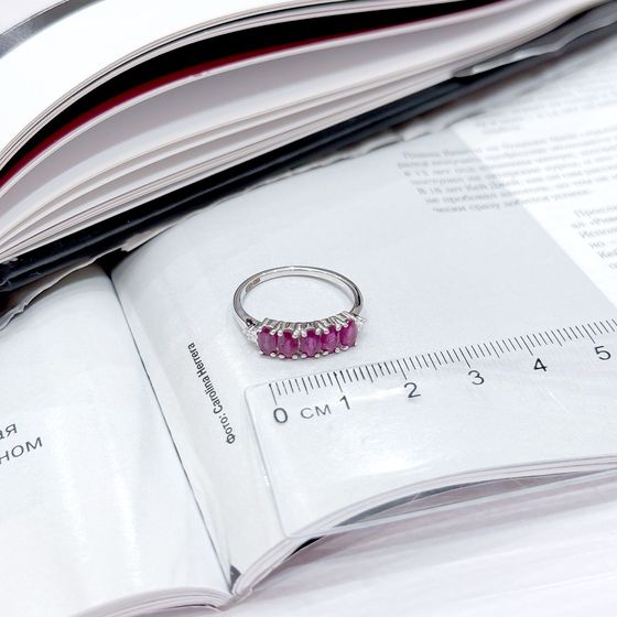 Sterling silver ring with 1.672ct ruby and fianites