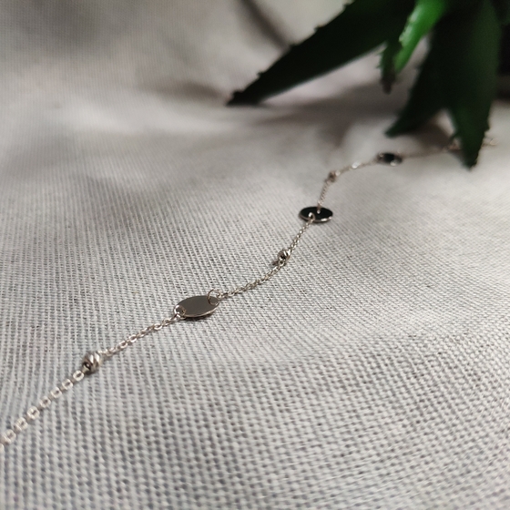 Gold bracelet without stones