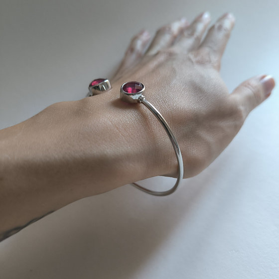 Серебряный браслет с рубином 7ct