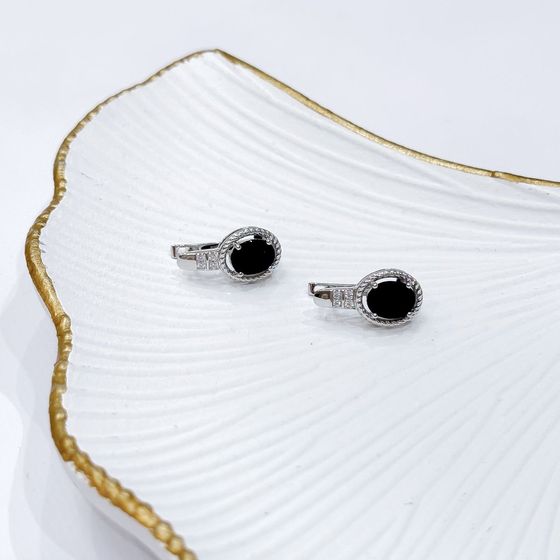 Sterling silver earrings with 4.927ct sapphire, pave diamonds