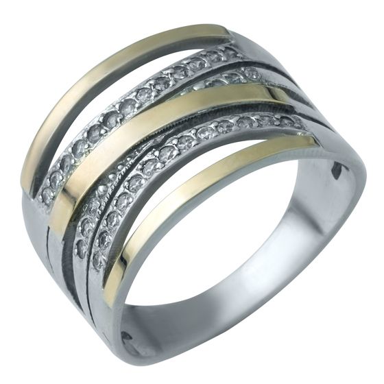 Silver ring with aventurine
