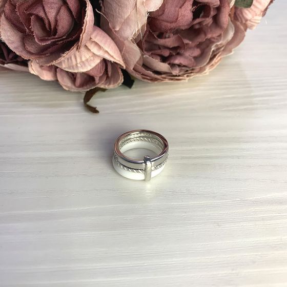 Silver ring with ceramics