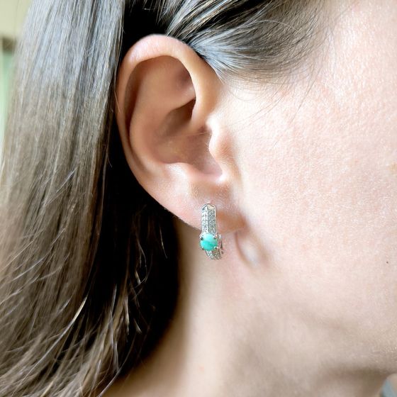 Sterling silver earrings with emerald 1.528ct, phianites