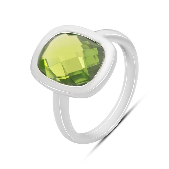 Silver ring with a 5.39-carat chrysolite