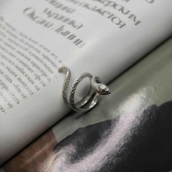 Серебряное кольцо без камней