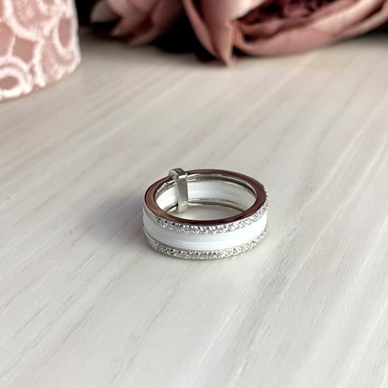Silver ring with ceramics