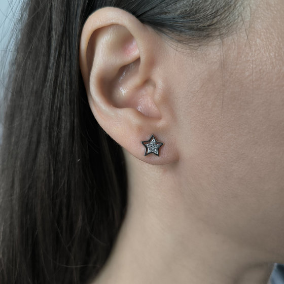 Silver earrings with cubic zirconia