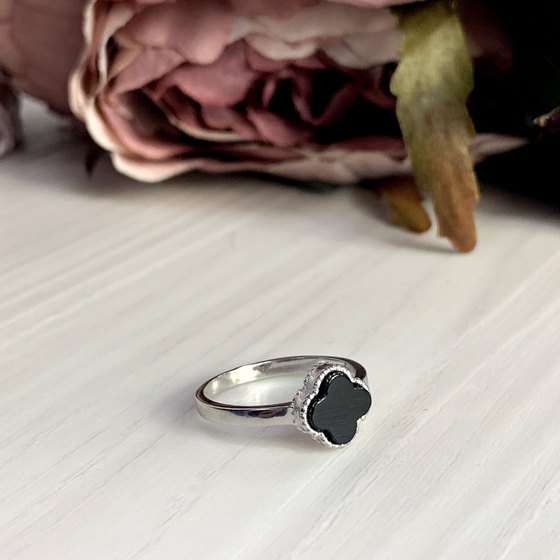 Silver ring with onyx