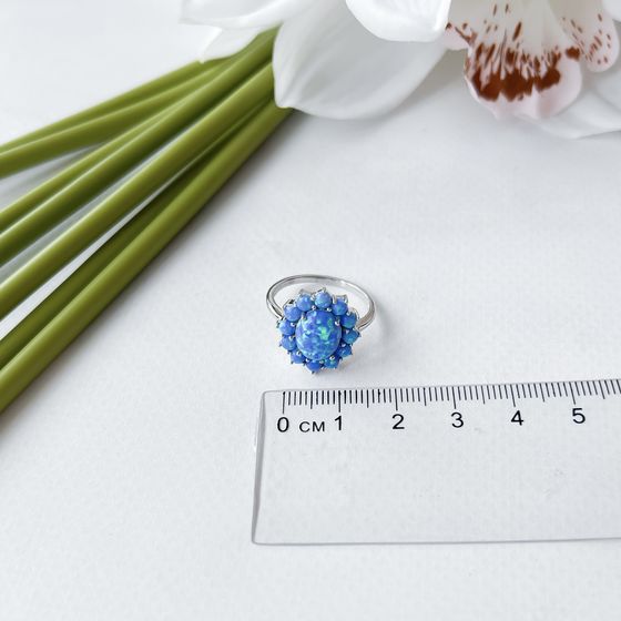Silver ring with opal 1.94ct