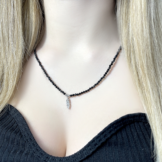 Silver necklace with spinel