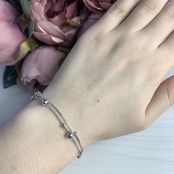 Silver bracelet without stones