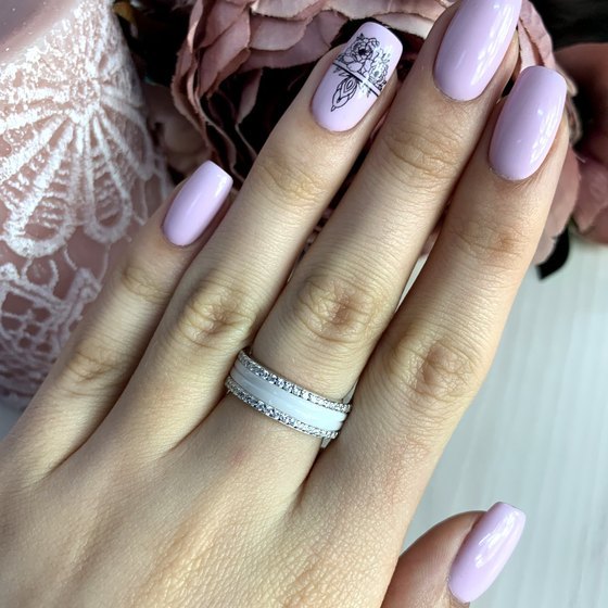 Silver ring with ceramics