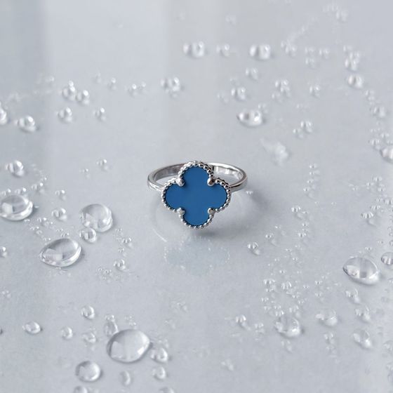 Silver ring with turquoise