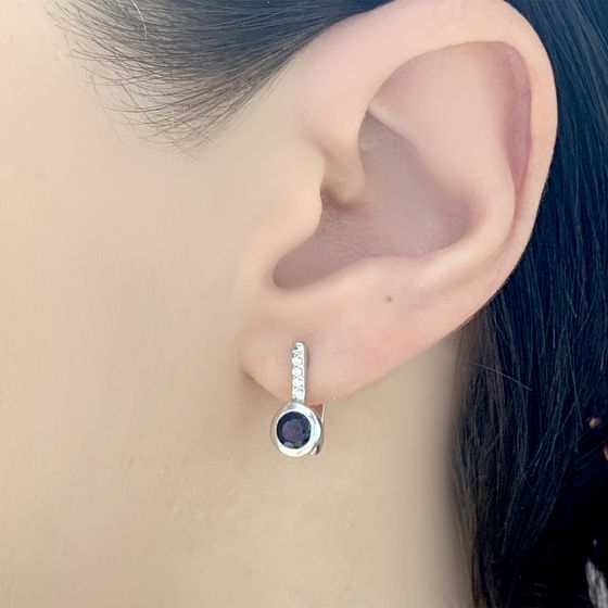 Silver earrings with sapphire