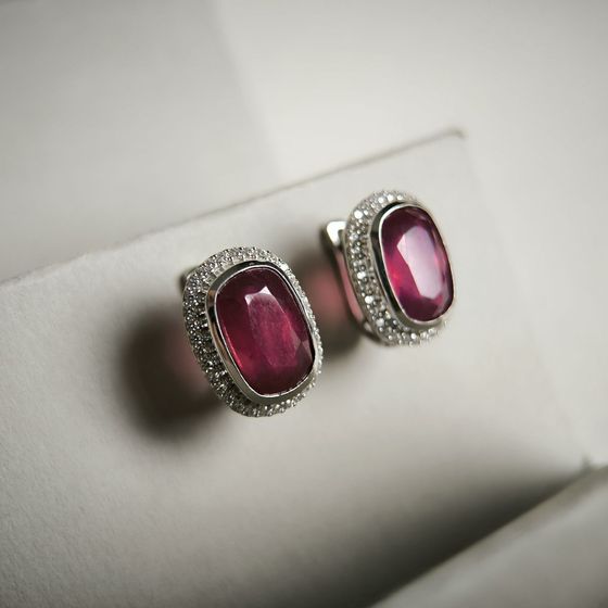 Серебряные серьги с рубином 12.095ct