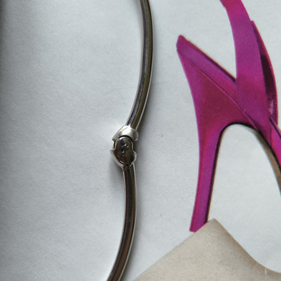 Silver bracelet with cubic zirconia