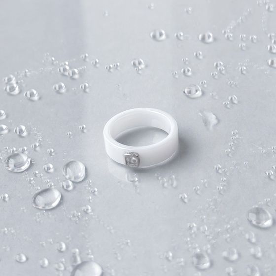 Silver ring with ceramics