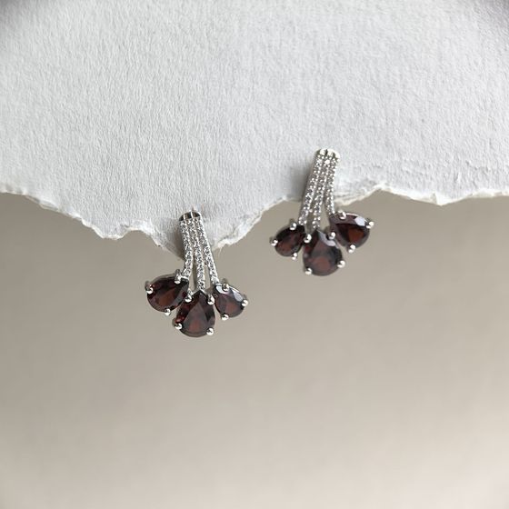 Серебряные серьги с гранатом 8.463ct