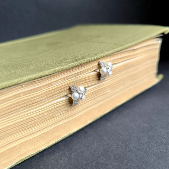 Срібні сережки з перлами та фіанітами