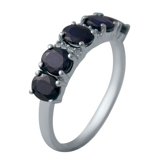 Silver ring with a 2.362ct sapphire