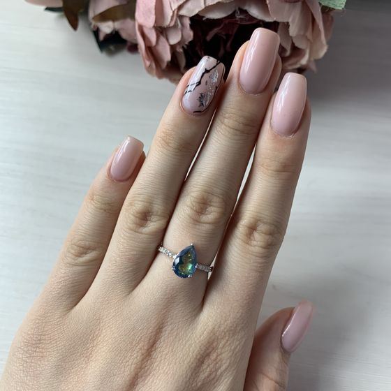 Silver ring with mystic topaz 3.287ct