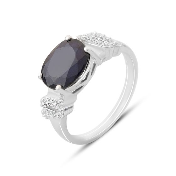 Sterling silver ring with 3.507ct sapphire, pave diamonds
