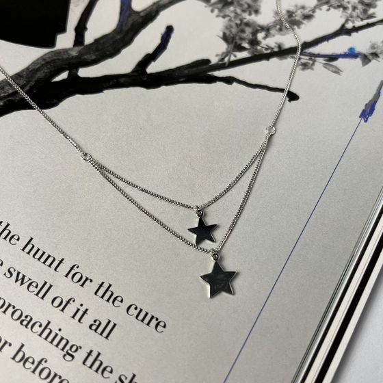 Silver necklace without stones