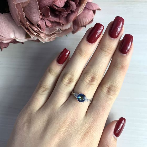 Silver ring with mystic topaz 1.257ct