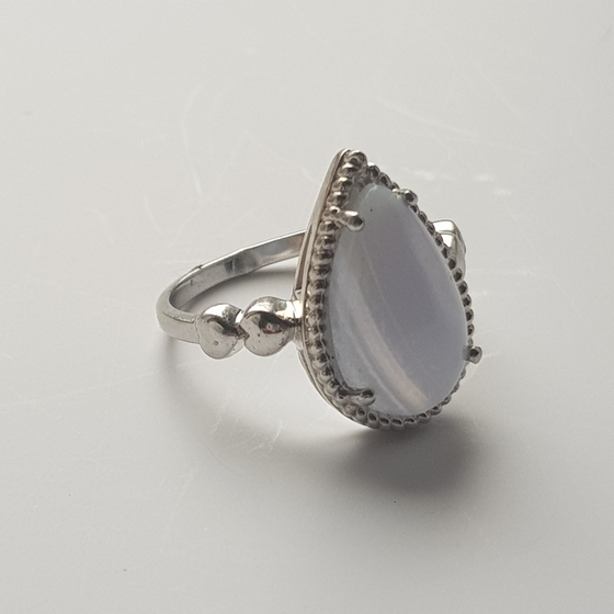 Silver ring with agate