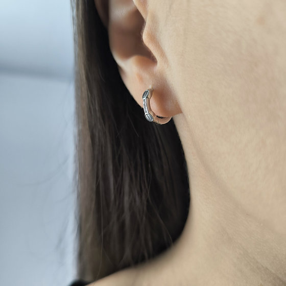 Серебряные серьги с фианитами