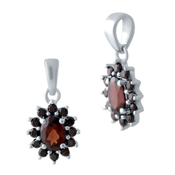 Sterling silver pendant with garnet 1.525ct