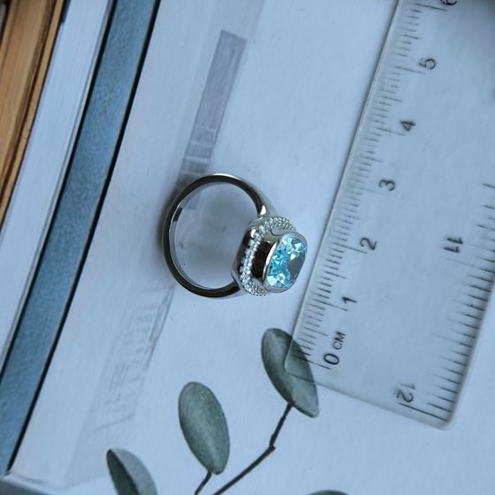 Срібна каблучка з топазом 4.81ct