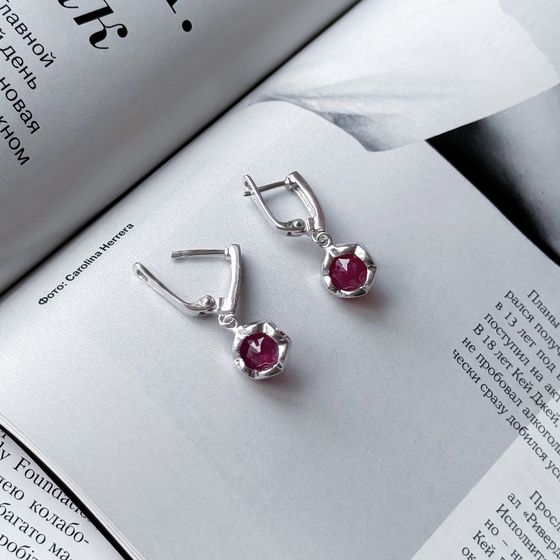 Silver earrings with ruby 8.2ct