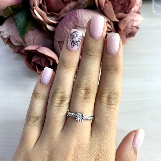 Серебряное кольцо с бриллиантом 0.027ct