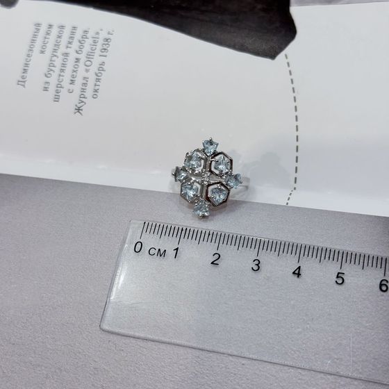 Срібна каблучка з топазом 2.138ct