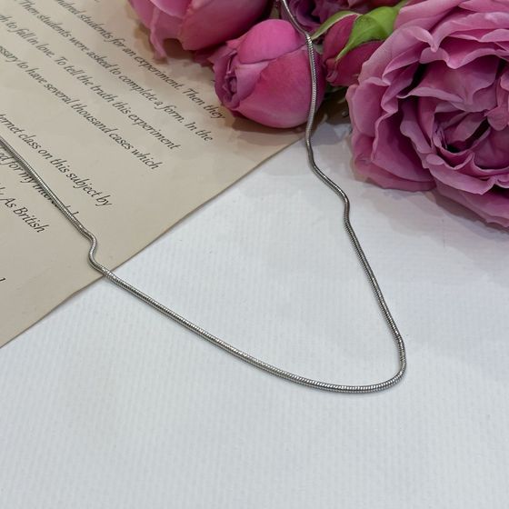 Silver chain without stones