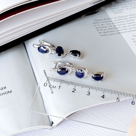 Срібні сережки з сапфіром 10.445ct, фіанітами