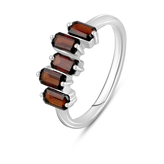 Silver ring with a 1.642-carat garnet