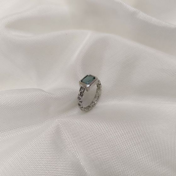 Серебряное кольцо с топазом Лондон Блю 1.475ct